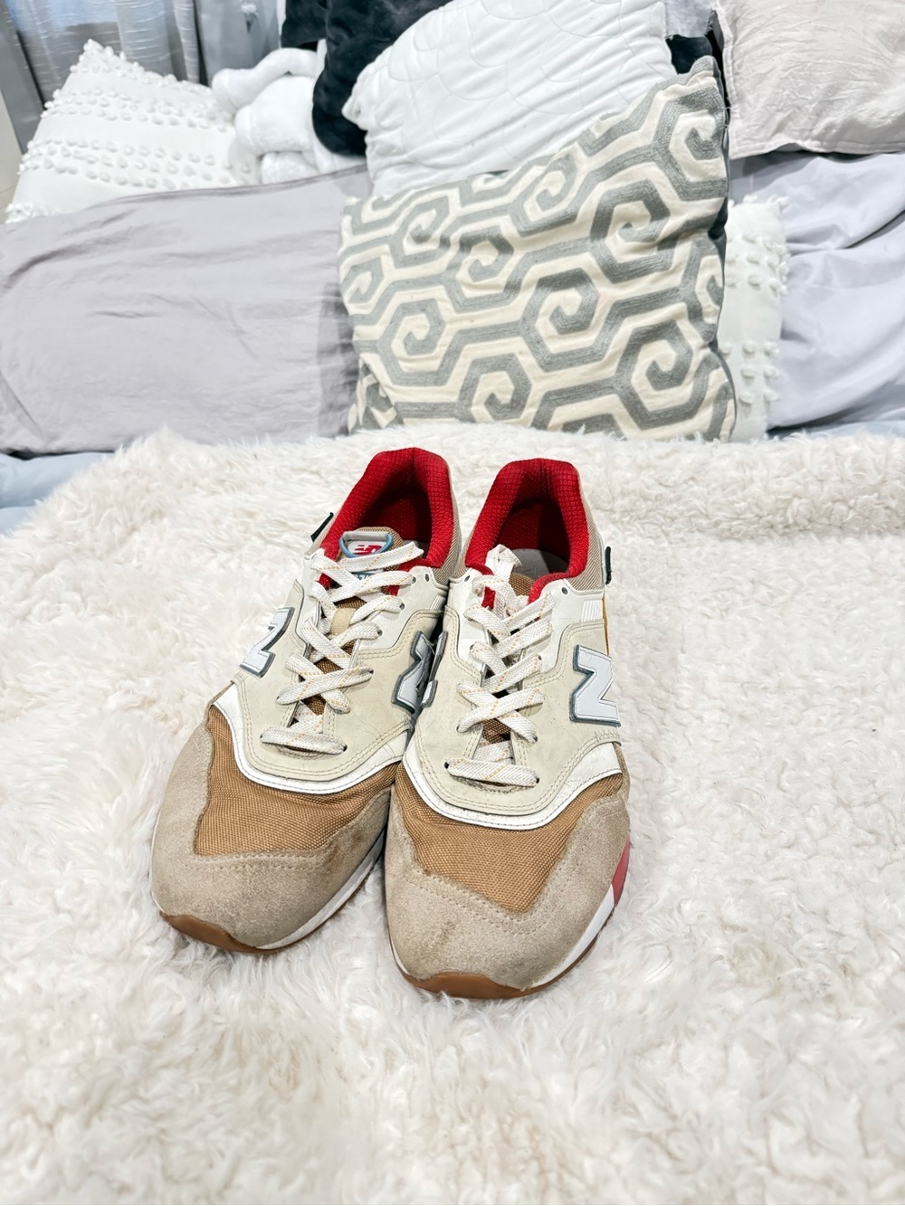 New Balance Beige, Brown & Red Casual Sneakers